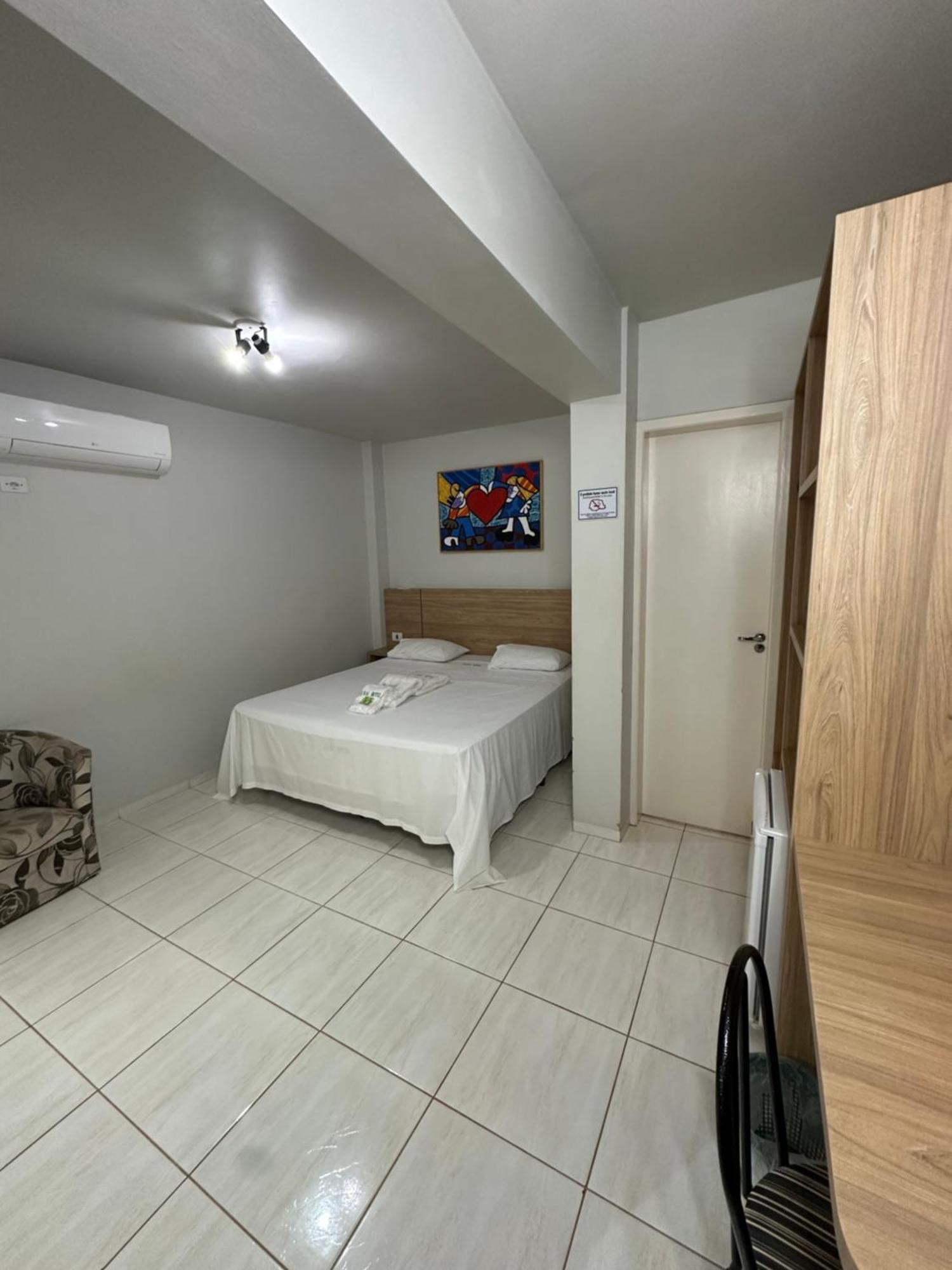 Rai Hotel - Proximo A Prefeitura カスカヴェウ エクステリア 写真